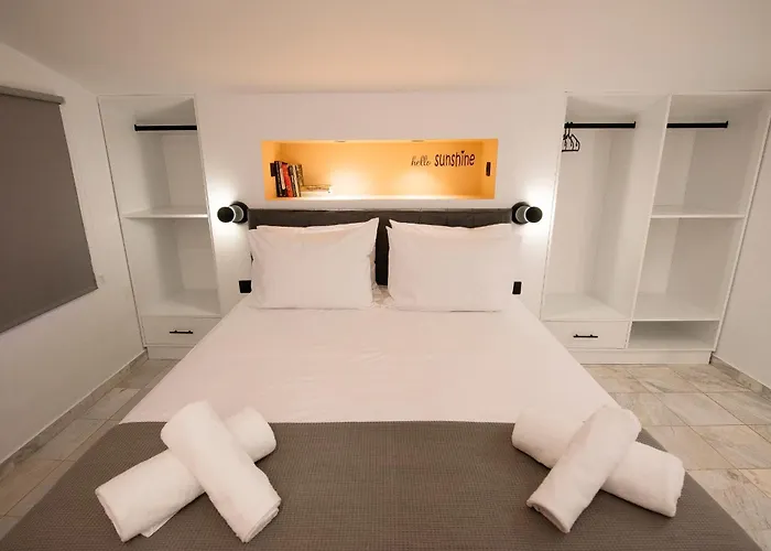 Armonia Seaside Lofts