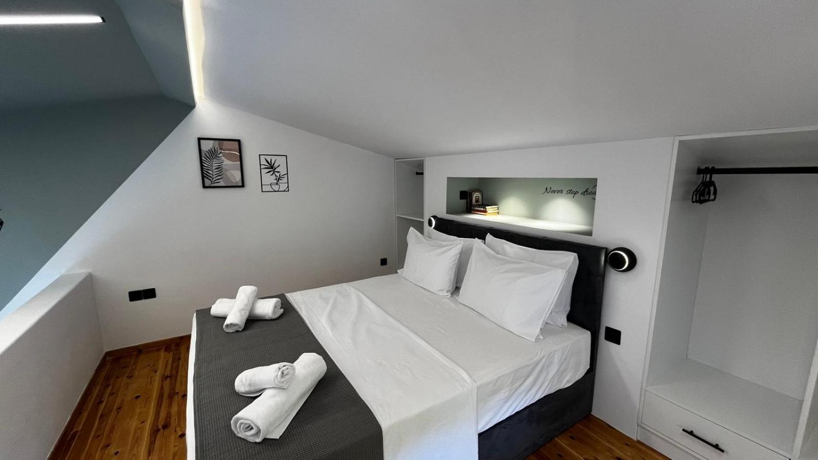 Armonia Seaside Lofts *